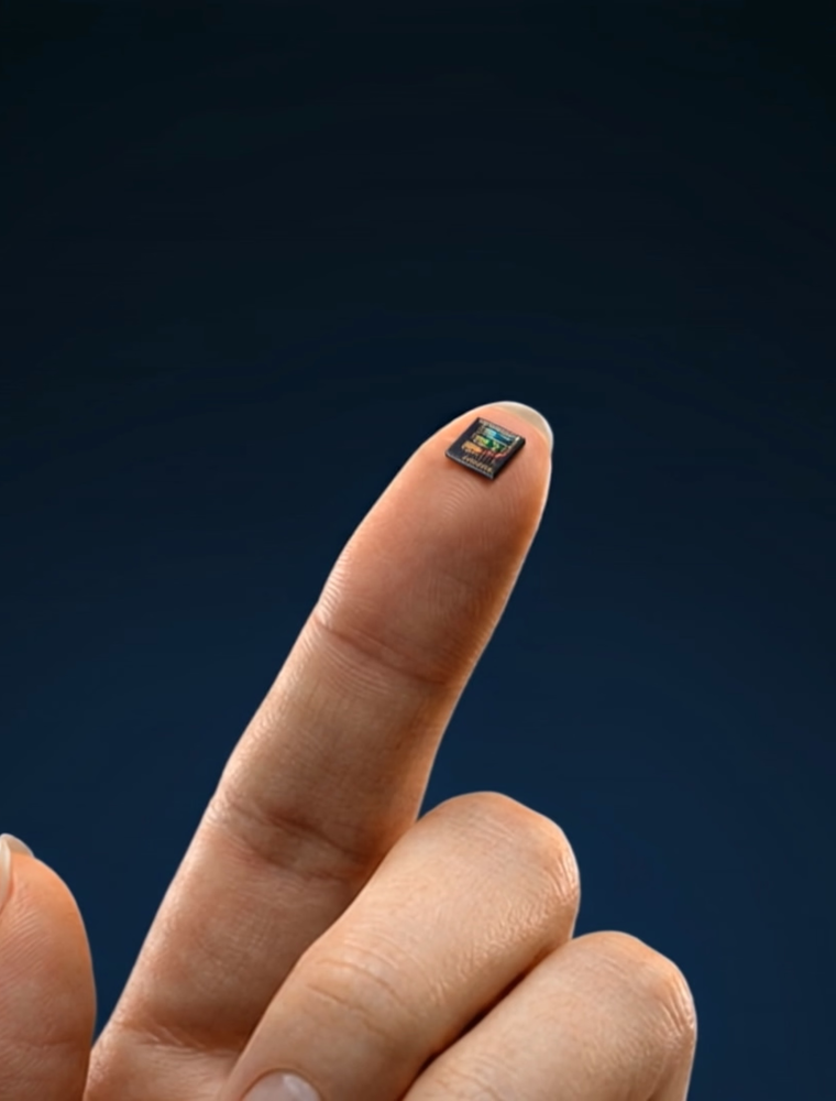 Brilliance laserchip size on fingertip